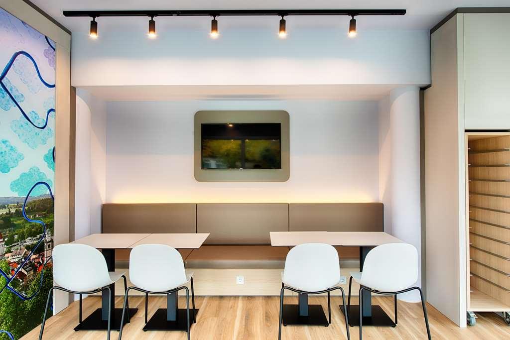 B&B Hotel Ravensburg Seengen Ресторан фото